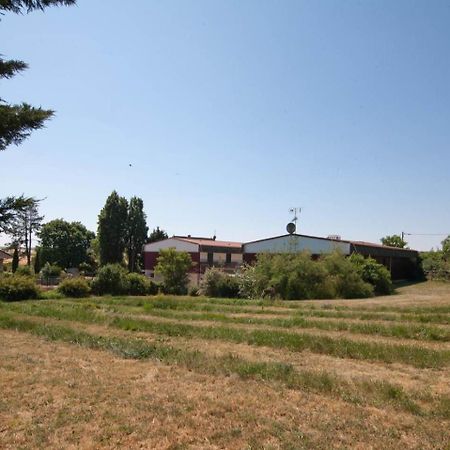 Hotel Le Magiot à Montliot-et-Courcelles Extérieur photo