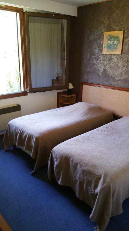 Hotel Le Magiot à Montliot-et-Courcelles Chambre photo